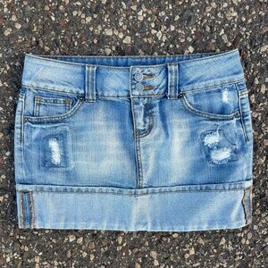 Vintage Y2K Low Rise Flap Pocket Denim Jean Mini Skirt